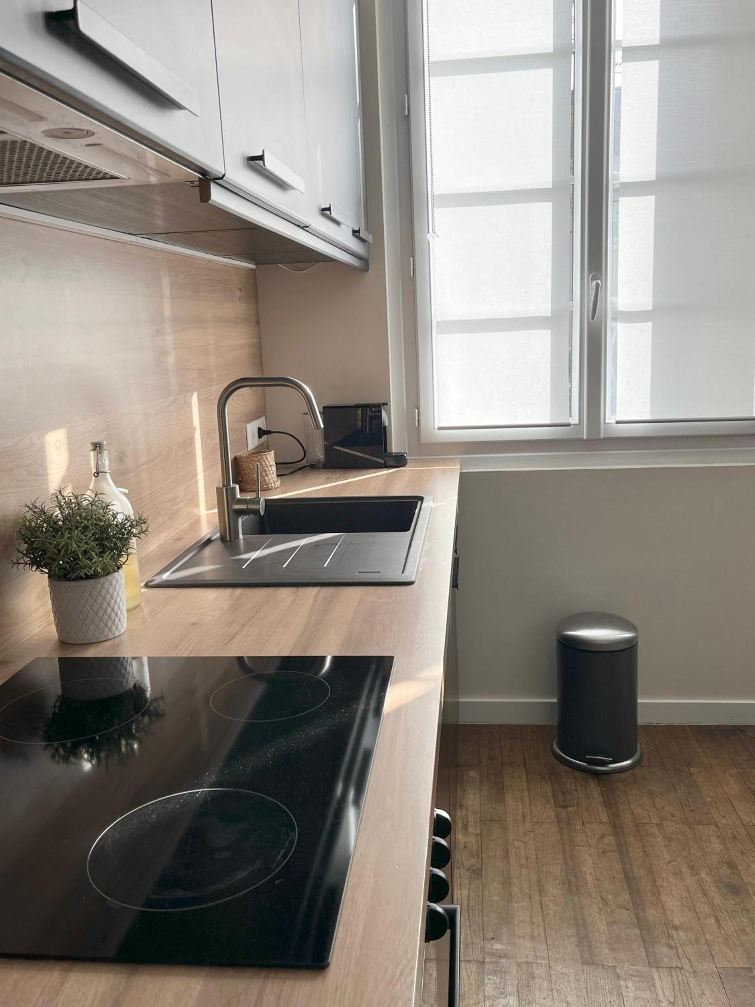 Joli Appartement Proche Centre Avec Garage Gratuit نانت المظهر الخارجي الصورة